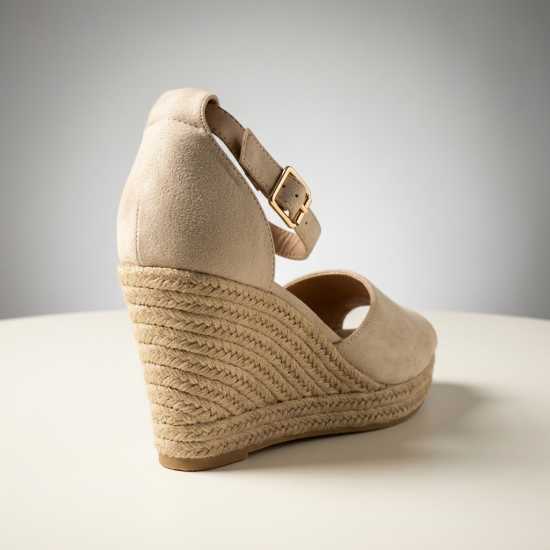 2236 Beige Дамски сандали на платформа