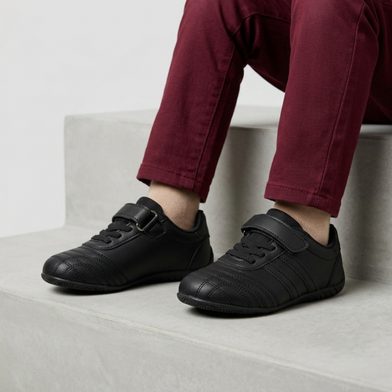 LD9932-1 Black Детски обувки