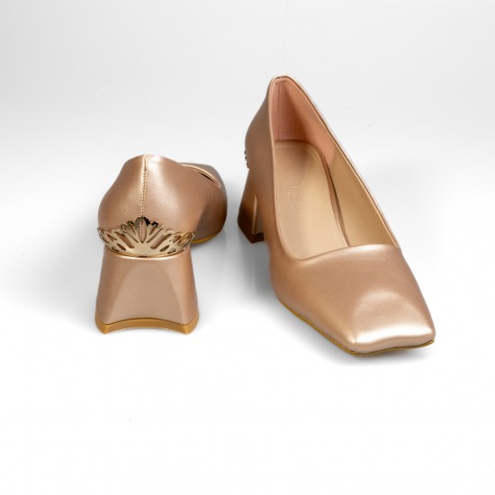 M09025 Beige Дамски обувки на токчета