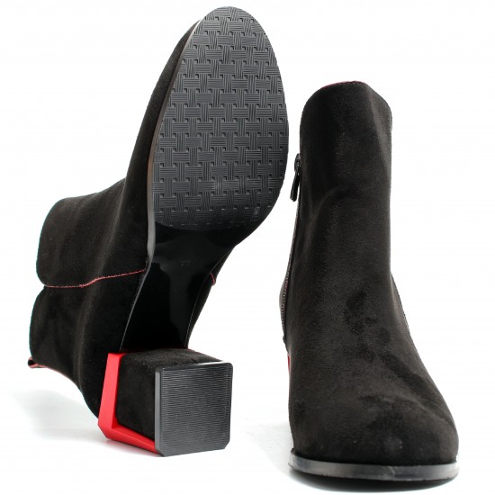 SH710 Black Nabuk Дамски боти