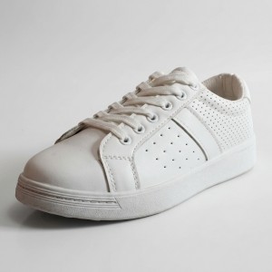 A-012 White Дамски гуменки