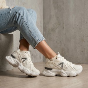 A-053-40 White Дамски маратонки