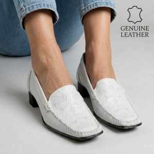 444-215 White Дамски обувки от естествена кожа