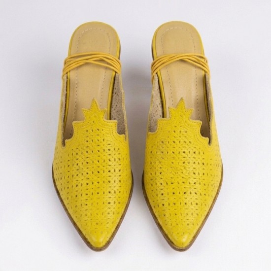 288-0402 Yellow Елегантни дамски чехли от естествена кожа